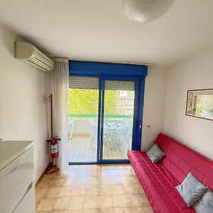 Appartamento Grazioso N 61 A 100 Mt Dal Mare, Bibione